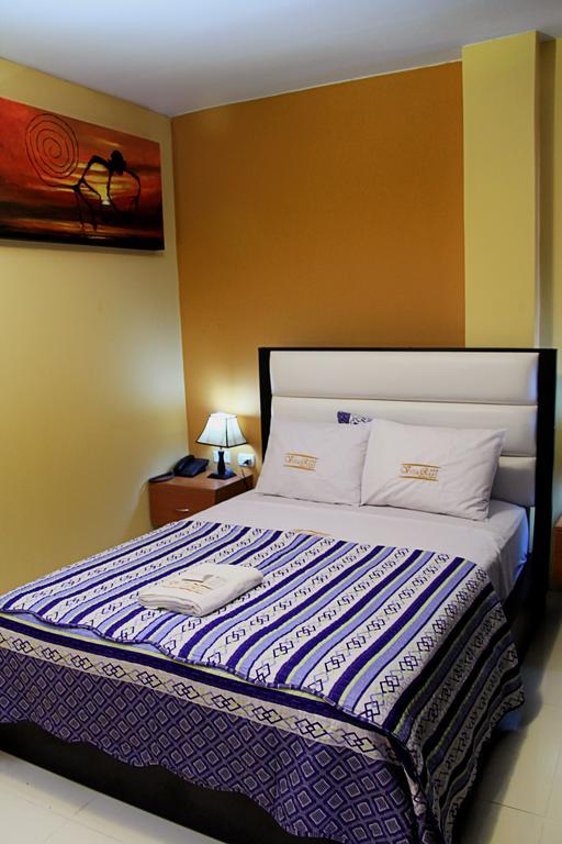 Villa Real Hotel & Suites Chiclayo Værelse billede
