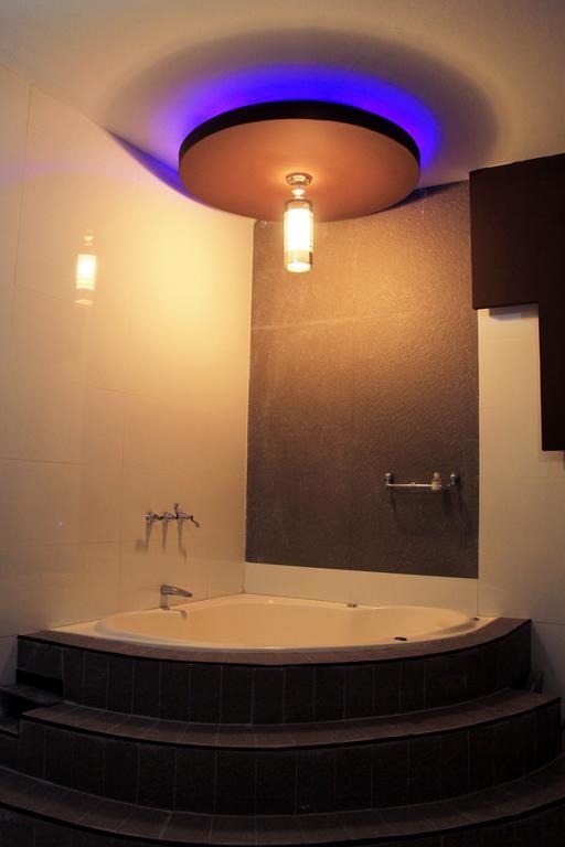 Villa Real Hotel & Suites Chiclayo Værelse billede
